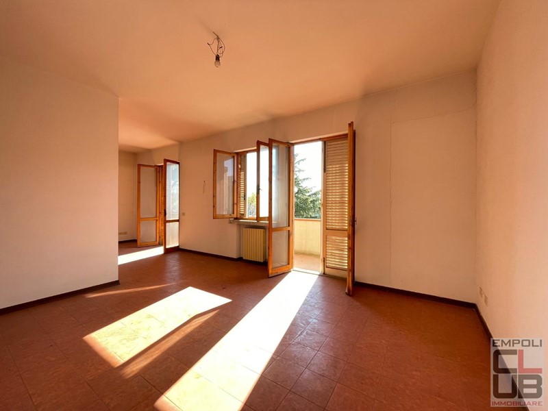 Appartamento in Vendita a Empoli, 330'000€, 119 m², con Box