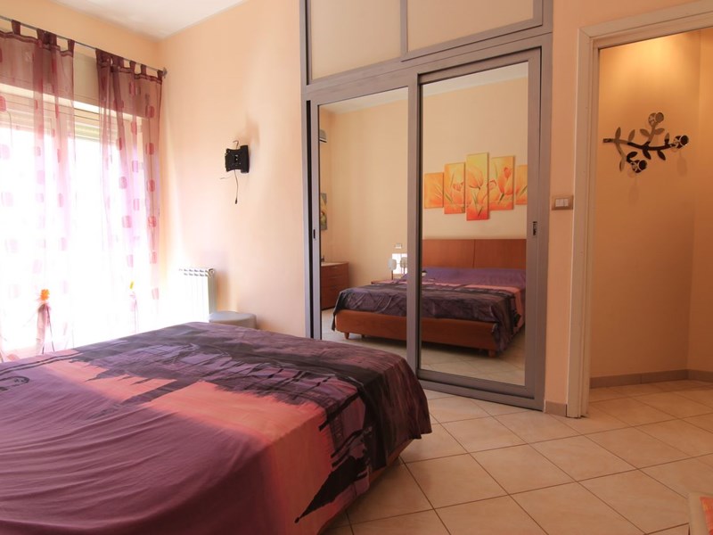 Trilocale in Vendita a Siracusa, zona Viale Tunisi, 95'000€, 88 m²