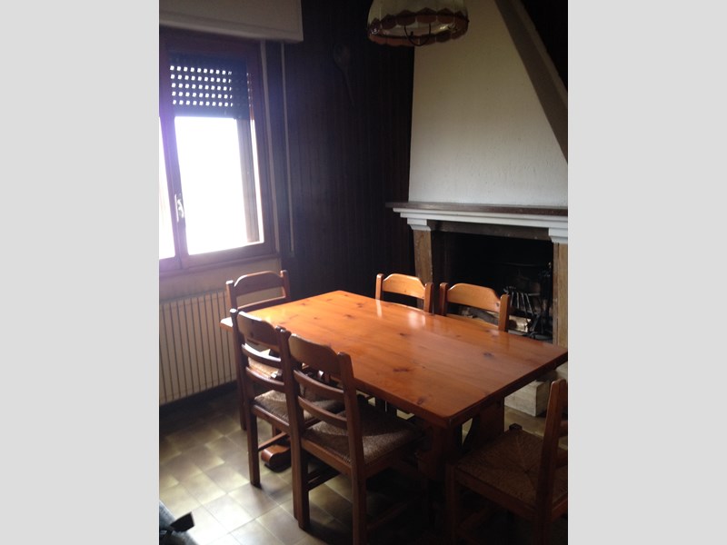 Appartamento in Vendita a Roma, zona Anagnina (GRA) Gregna S.Andrea., 250'000€, 130 m²