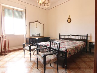 Trilocale in Vendita a Siracusa, zona Piazza Santa Lucia, 70'000&euro;, 85 m²