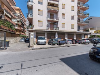 Trilocale in Vendita a Messina, 89'000€, 90 m²
