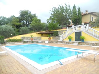 Casa Indipendente in Vendita a Castelnuovo Magra, 1'450'000€, 500 m²