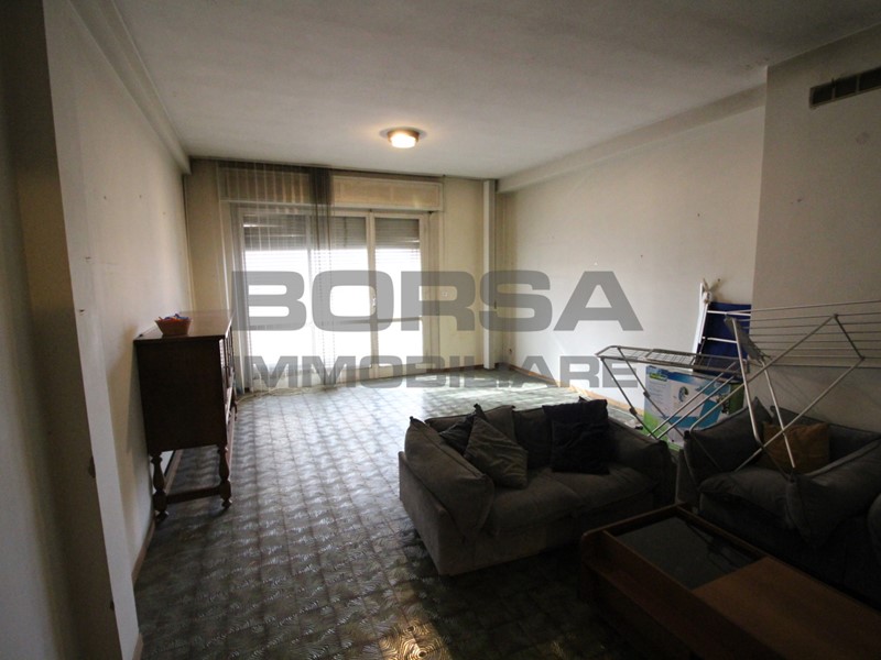 Appartamento in Vendita a Livorno, 250'000€, 130 m²