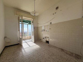 Appartamento in Vendita a Siena, 220'000€, 81 m², con Box