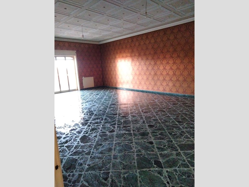 Appartamento in Vendita a Viagrande, 159'000&euro;, 300 m²