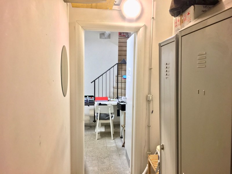 Attività commerciale in Vendita a Roma, 52'000€, 80 m²