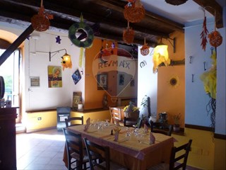 Attività commerciale in Vendita a Lanciano, zona Largo del Malvo', 79'900€, 140 m²