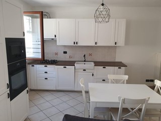 Bilocale in Vendita a Aulla, zona Albiano Magra, 85'000€, 60 m²