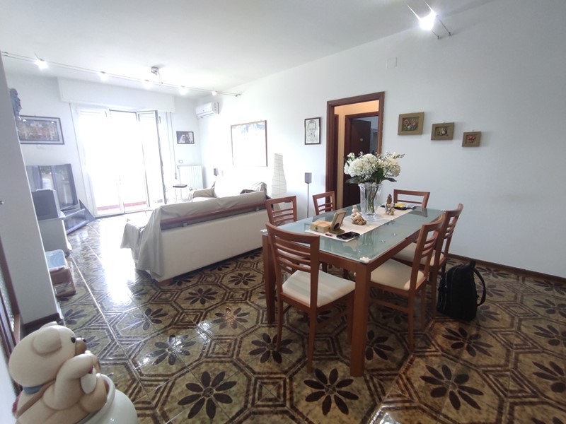 Quadrilocale in Vendita a Ameglia, 200'000&euro;, 105 m², con Box