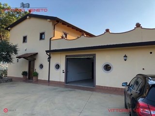 Villa in Vendita a Torchiara, zona Torchiara, 380'000&euro;, 275 m²