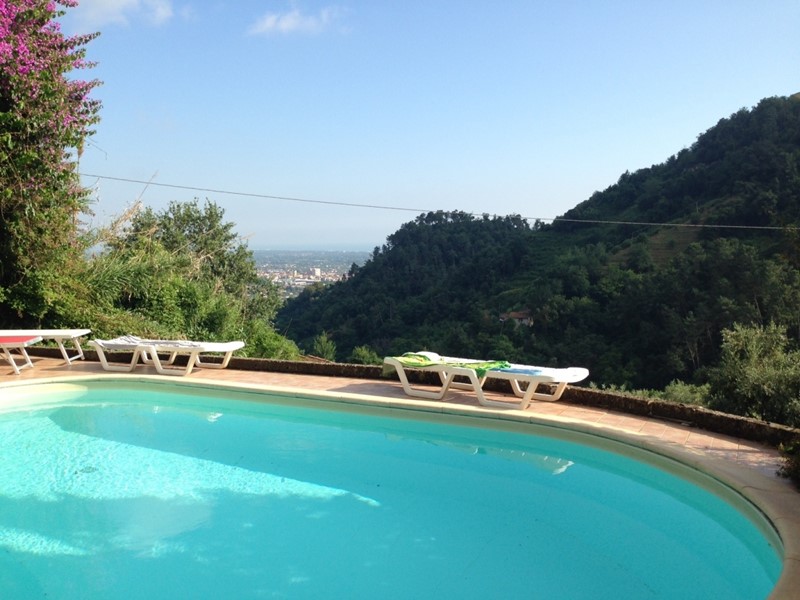 Casa Semi Indipendente in Vendita a Pietrasanta, zona Strettoia, 550'000€, 110 m², arredato