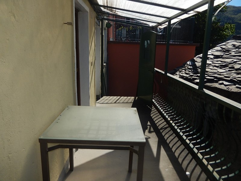 Quadrilocale in Vendita a Castiglione Chiavarese, zona Velva, 70'000€, 65 m²