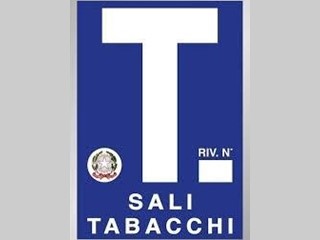 Attività commerciale in Vendita a Carrara, zona Marina di Carrara, 290'000€, 50 m²