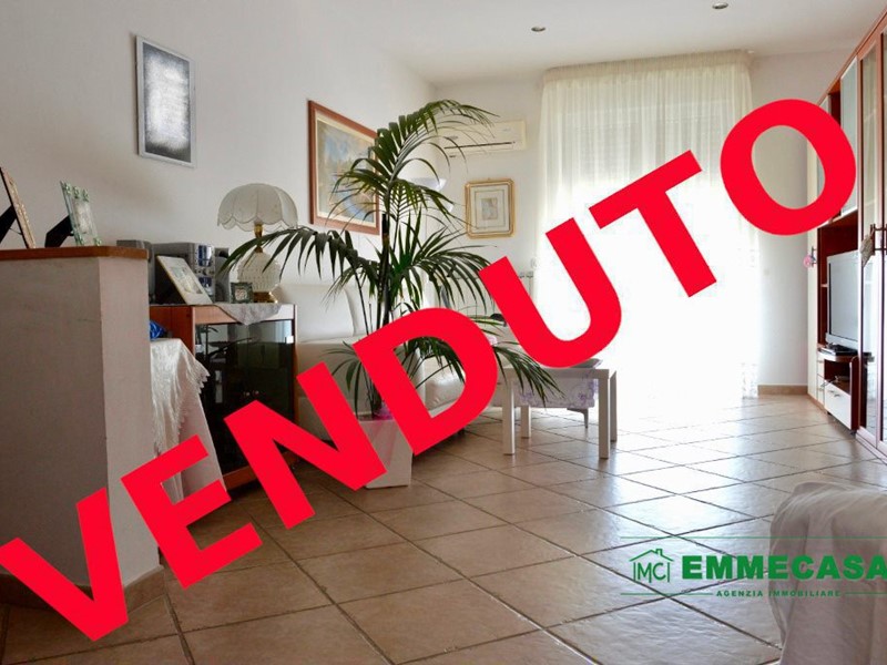 Trilocale in Vendita a Valenzano, 150'000&euro;, 95 m²