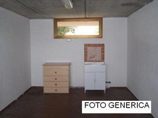 Posto auto in Vendita a Calci, 15'000€, 1 m²
