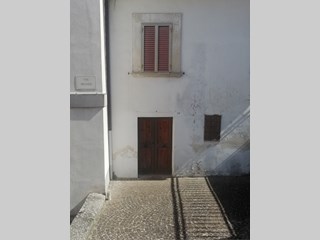 Casa Semi Indipendente in Vendita a Pietranico, 15'000€, 36 m², arredato