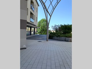 Studio in Affitto a Brescia, zona via s. zeno, 750€, 110 m²