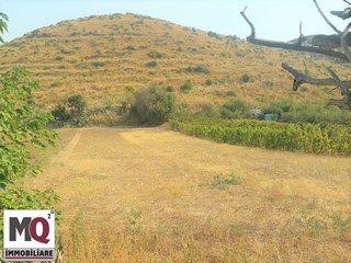 Terreno agricolo in Vendita a Mondragone, zona via incaldana, 9'000€, 1100 m²