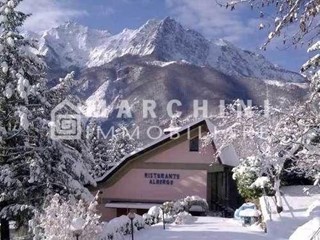 Attività commerciale in Vendita a Vagli Sotto, 390'000€, 800 m²