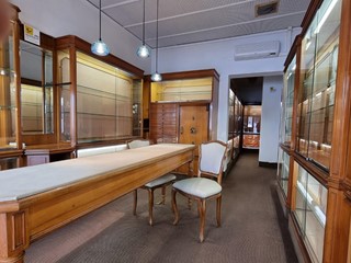 Negozio in Affitto a Livorno, 800€, 40 m²