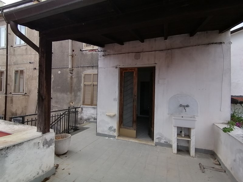 Casa Semi Indipendente in Vendita a Carrara, zona Fossola, 55'000€, 65 m²