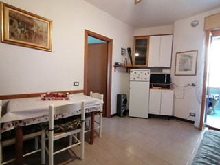 Bilocale in Vendita a Luni, zona Luni Mare, 85'000€, 45 m²