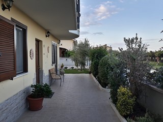 Villa in Vendita a Rosciano, 220'000€, 120 m²