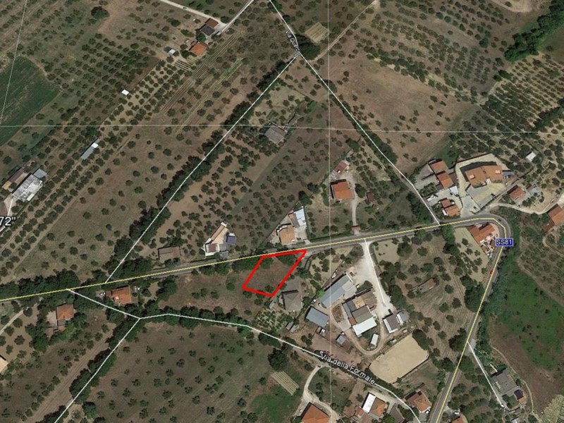 Terreno edificabile in Vendita a Cepagatti, 40'000€, 1030 m²