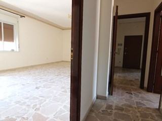 Appartamento in Vendita a Siracusa, zona Piazza della Provincia, 130'000&euro;, 150 m²
