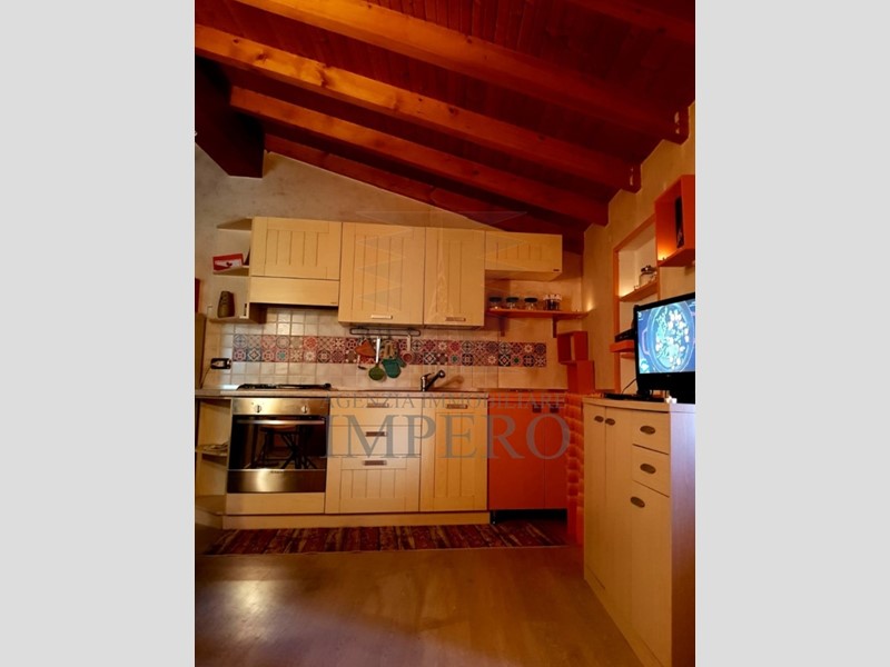 Casa Semi Indipendente in Vendita a Ventimiglia, zona Bevera, 75'000€, 32 m²