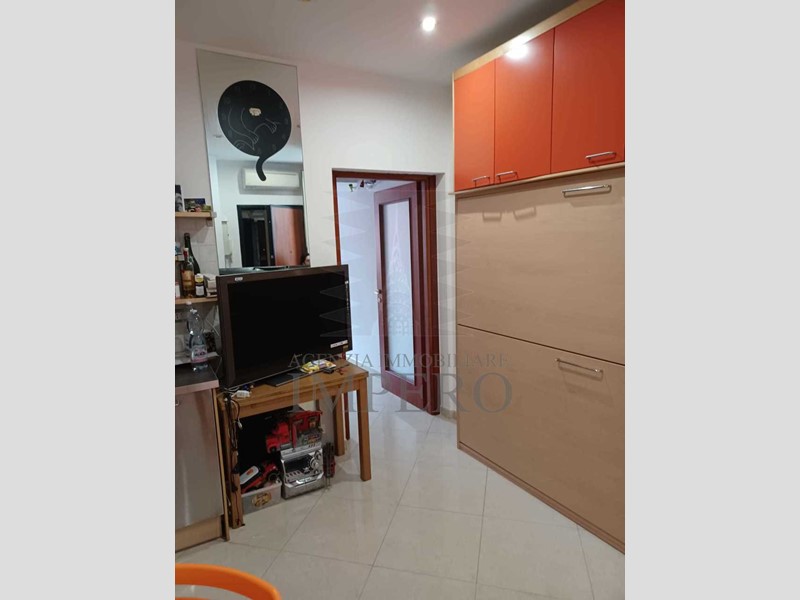Bilocale in Vendita a Ventimiglia, zona Centro Storico, 89'000€, 39 m²