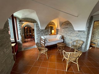 Appartamento in Vendita a Prelà, zona Tavole, 180'000€, 122 m²