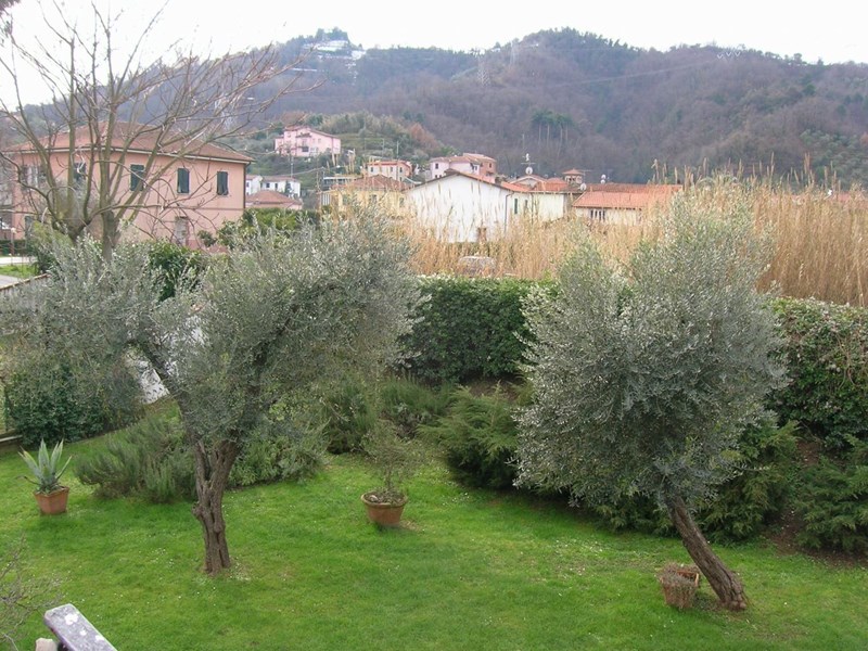 Casa Indipendente in Vendita a Arcola, zona ARCOLA, 550'000€, 250 m²