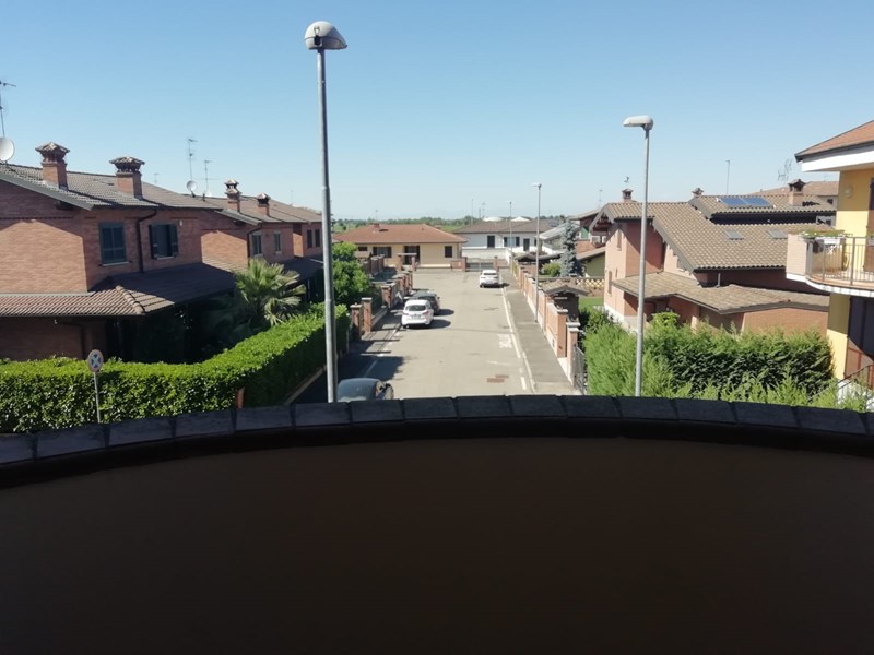 Bilocale in Vendita a Linarolo, 79'000€, 60 m², con Box