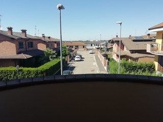 Bilocale in Vendita a Linarolo, 79'000€, 60 m², con Box