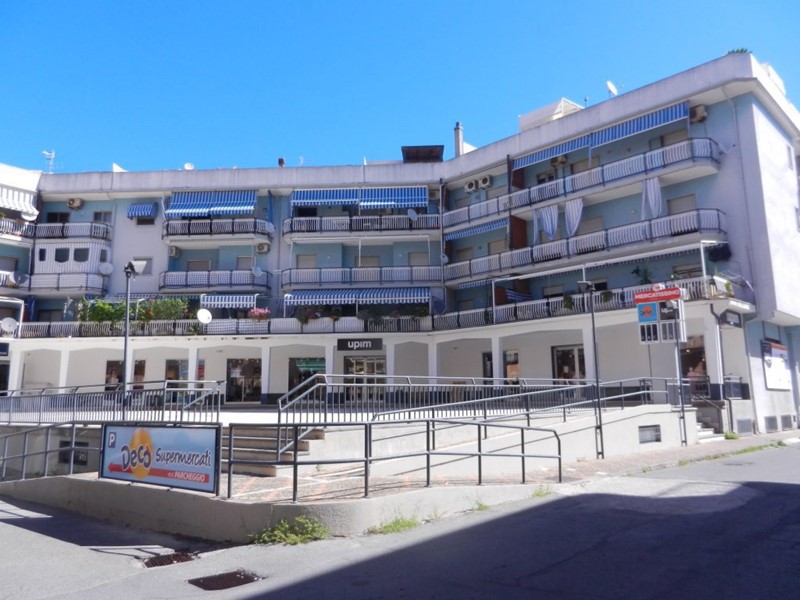 Appartamento in Vendita a Scalea, 74'000€, 95 m²