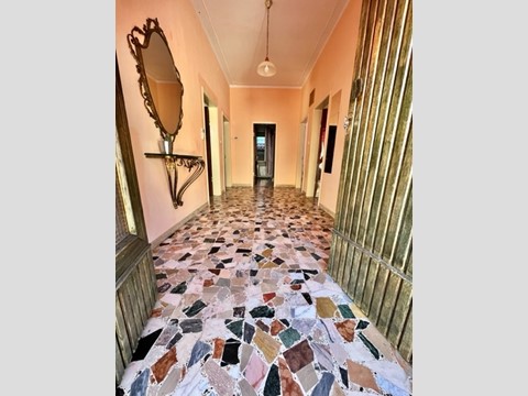 Casa Indipendente in Vendita a Cesena, zona Martorano, 220'000€, 177 m², con Box