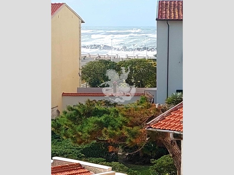 Quadrilocale in Vendita a Pisa, zona Marina di Pisa, 289'000&euro;, 68 m², arredato