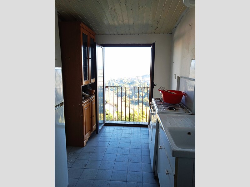 Appartamento in Vendita a Sant'Arcangelo, zona centro storico, 15'000&euro;, arredato