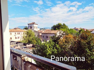 Appartamento in Vendita a Conegliano, zona centro, 164'000€, 140 m²