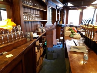 Attività commerciale in Vendita a Pisa, 150'000€, 160 m²