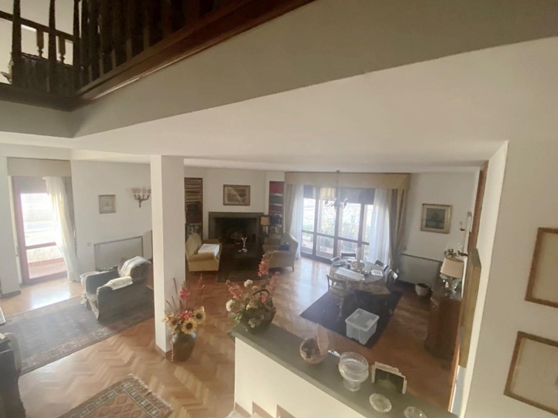 Attico in Vendita a Pisa, 590'000€, 180 m²