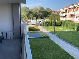 Quadrilocale in Vendita a Cologno Monzese, zona GREEN VILLAGE, 400'000€, 140 m²