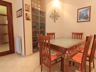 Trilocale in Vendita a Siracusa, zona Viale Tunisi, 95'000&euro;, 88 m²