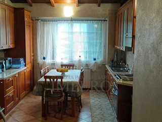 Trilocale in Vendita a Camporosso, 90'000€, 50 m², arredato