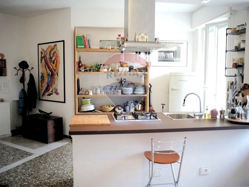 Appartamento in Vendita a Firenze, zona Rifredi, 385'000€, 109 m²