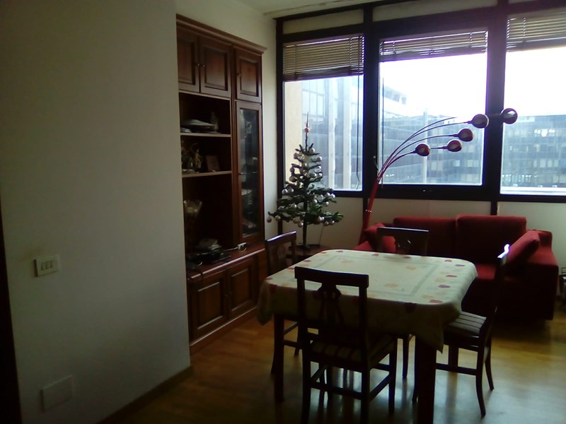 Bilocale in Vendita a Roma, zona Mostacciano , 169'000€, 74 m²