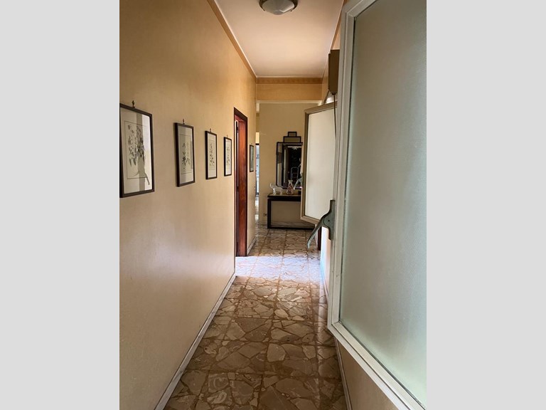 Appartamento in Affitto a Villa San Giovanni, zona centro, 500€, 160 m², arredato