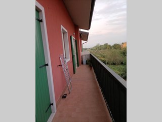 Bilocale in Affitto a Sommacampagna, zona Caselle, 540€, 65 m², arredato