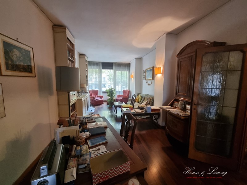 Appartamento in Vendita a Torino, 410'000€, 170 m²